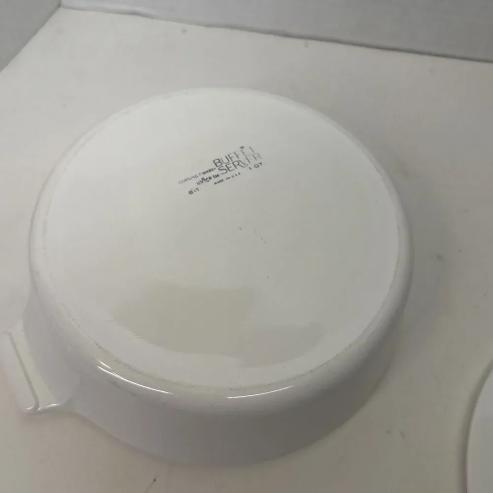 Vintage Corning Ware 1 QT White BUFFET SERVER B-1 Casserole Covered Baking Dish
